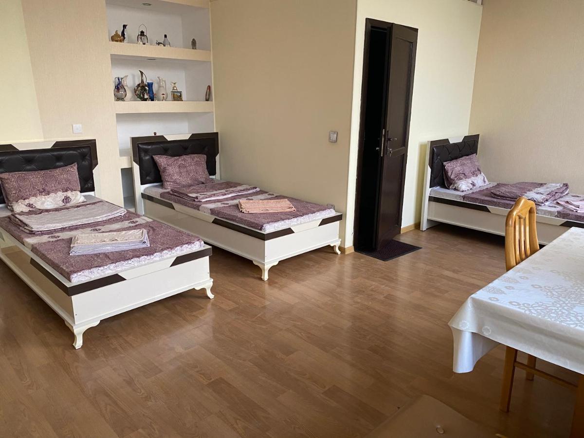 Beaming_House Hotel Şǝki Kültér fotó