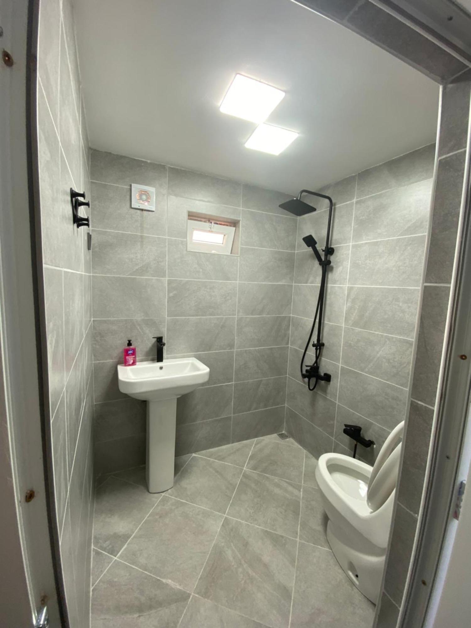 Beaming_House Hotel Şǝki Kültér fotó
