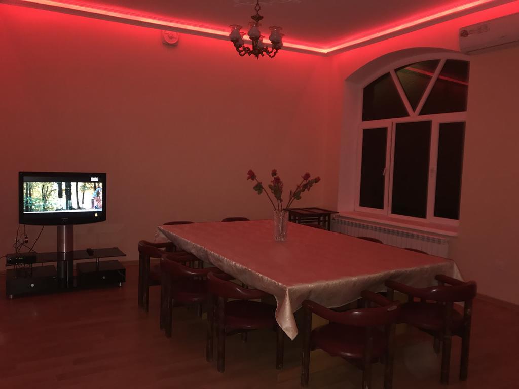 Beaming_House Hotel Şǝki Kültér fotó
