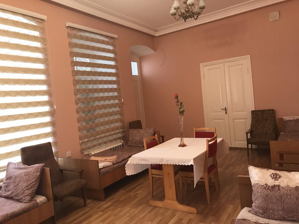 Beaming_House Hotel Şǝki Kültér fotó